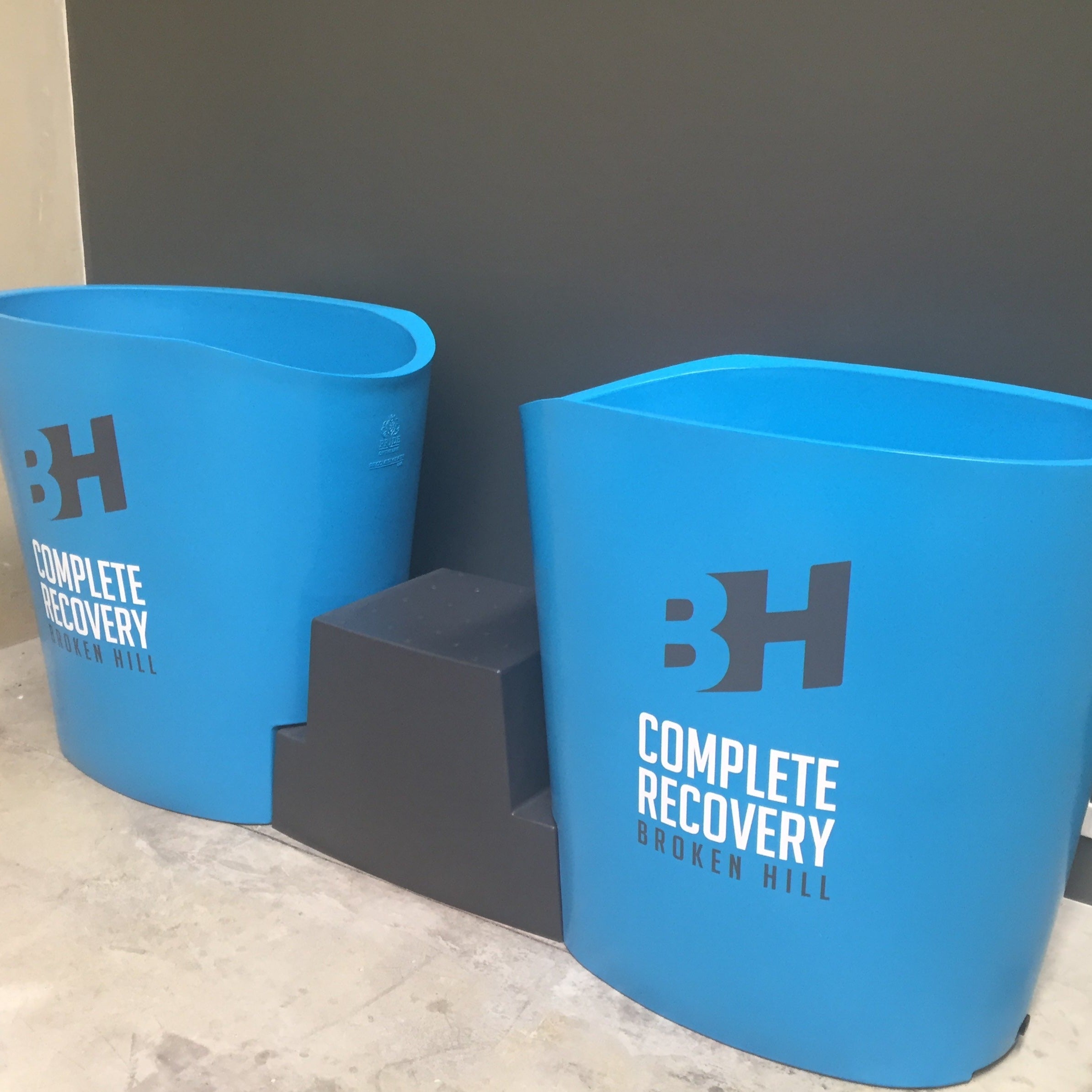 Recovery Bath Duo - Pride on the Line Ice Bath