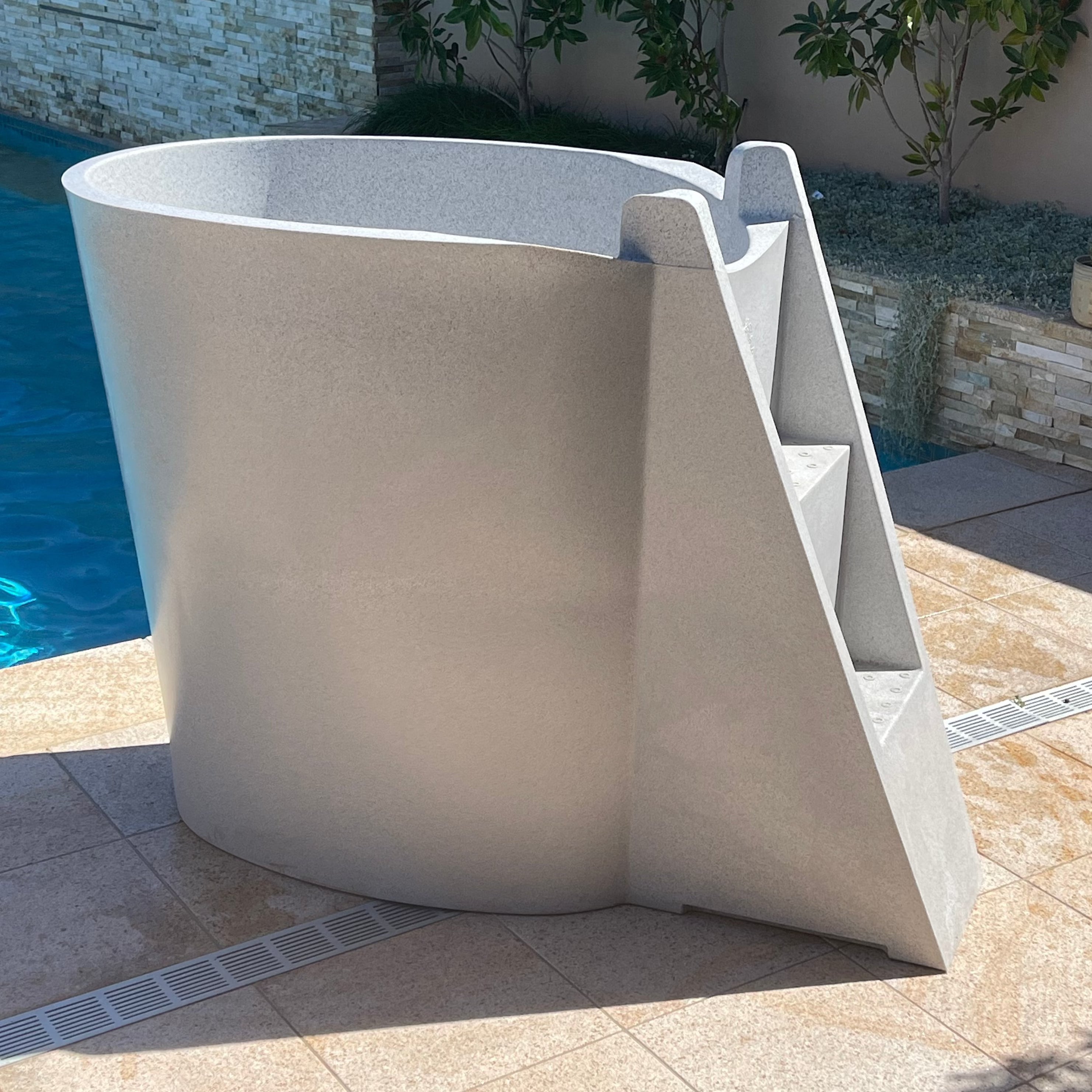 Recovery Bath Compact Natural - Pride on the Line Ice Bath