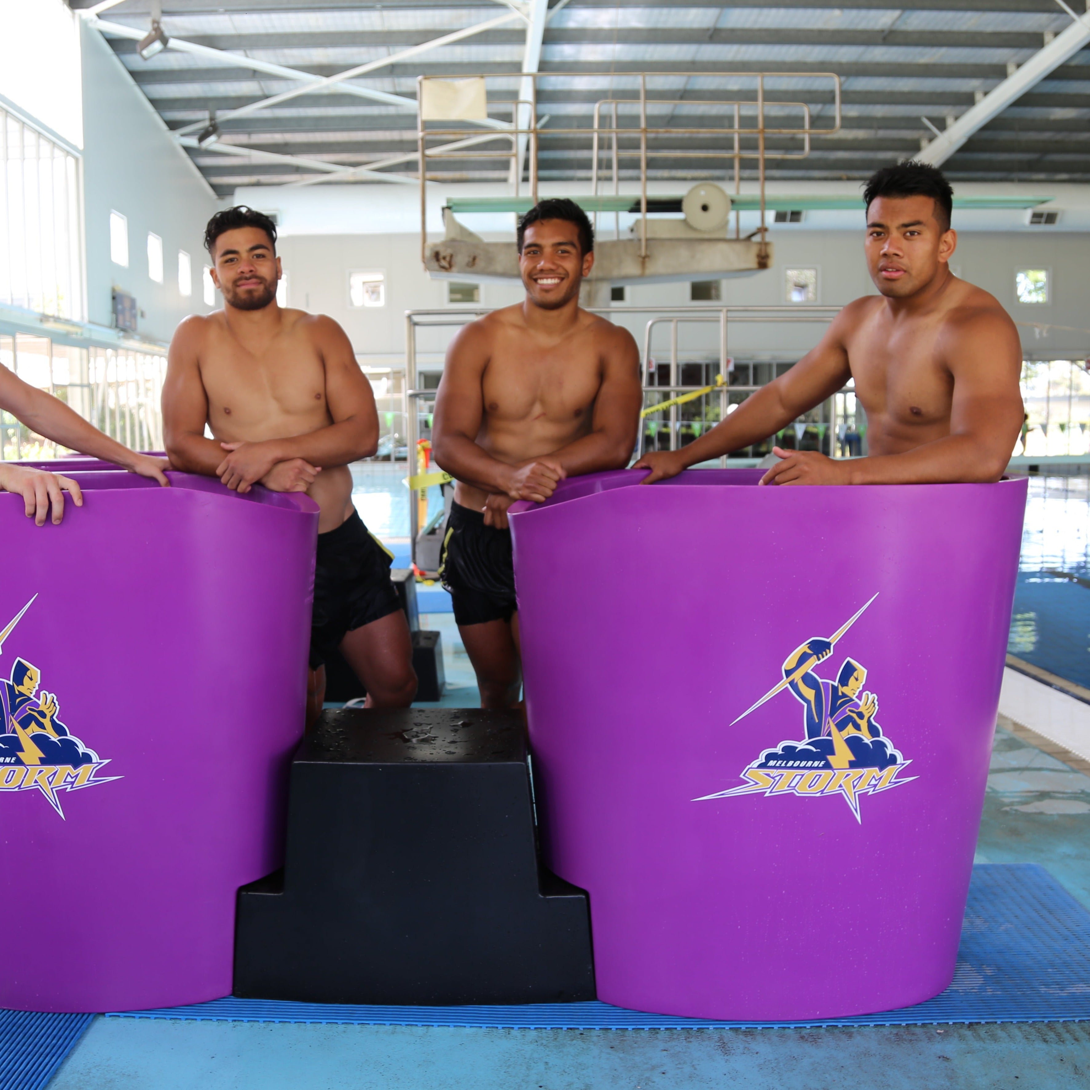 Recovery Bath Duo - Pride on the Line Ice Bath